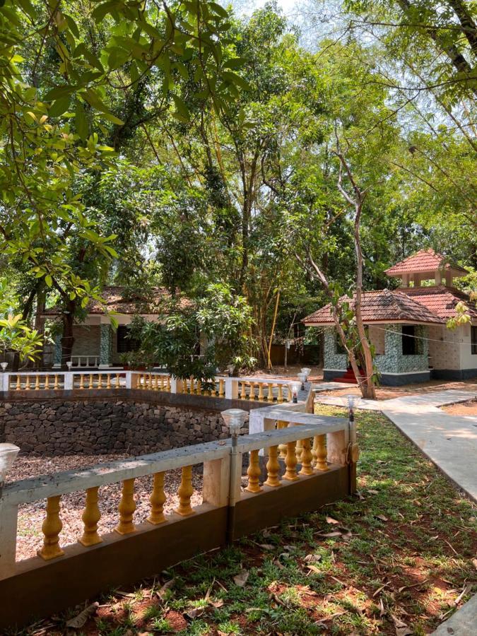 Surya Eco And Wedding Resort Thrissur Екстериор снимка