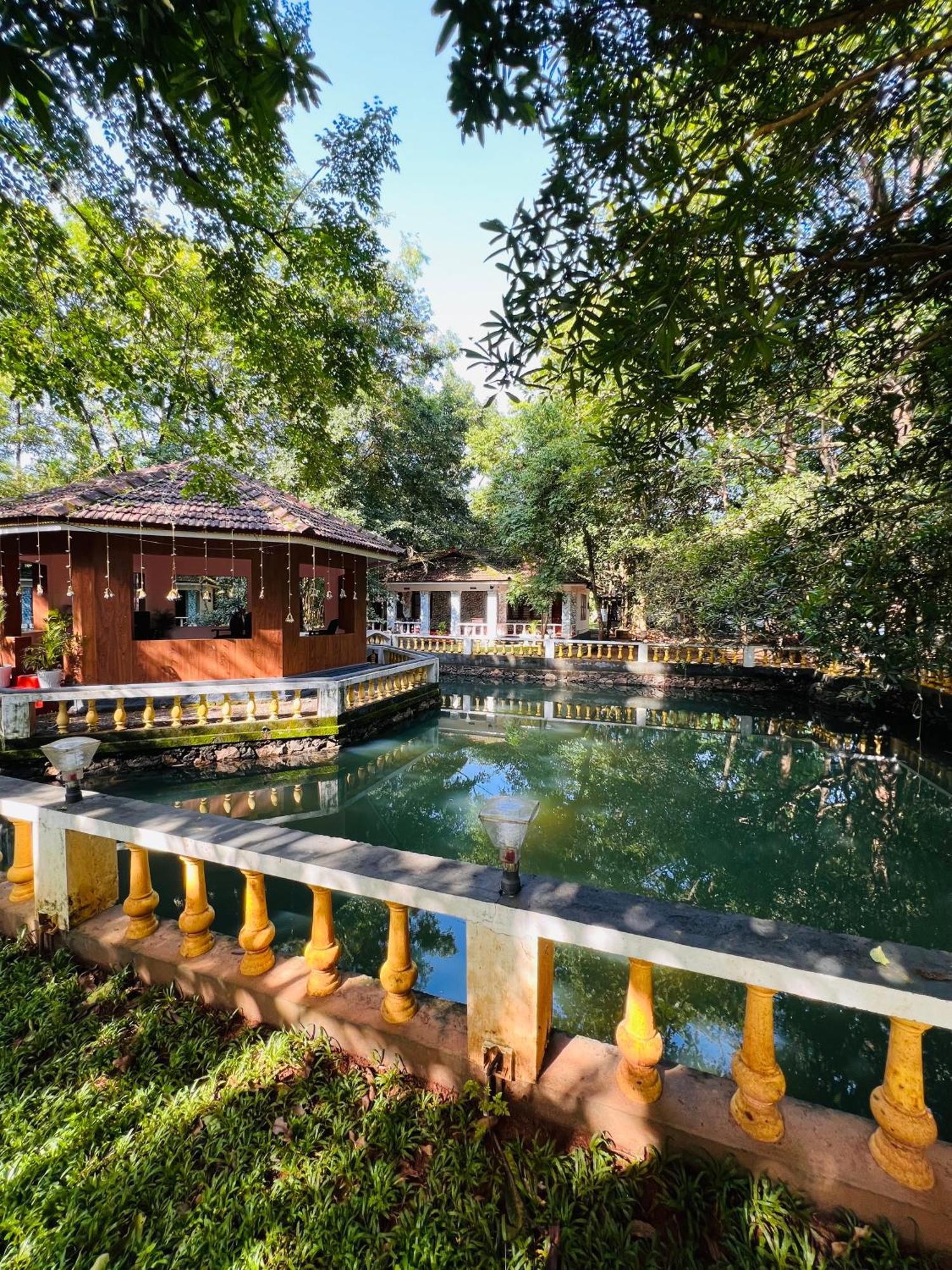 Surya Eco And Wedding Resort Thrissur Екстериор снимка