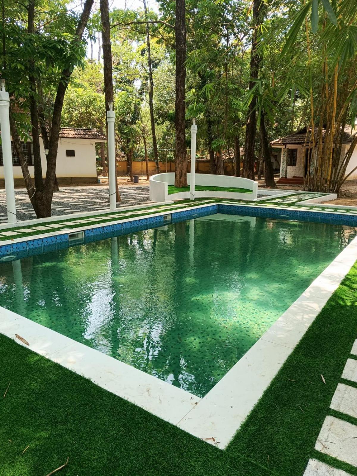 Surya Eco And Wedding Resort Thrissur Екстериор снимка