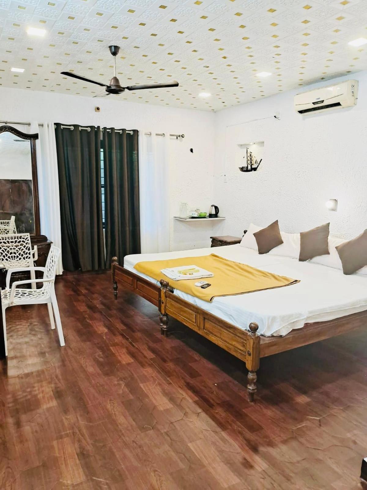 Surya Eco And Wedding Resort Thrissur Екстериор снимка